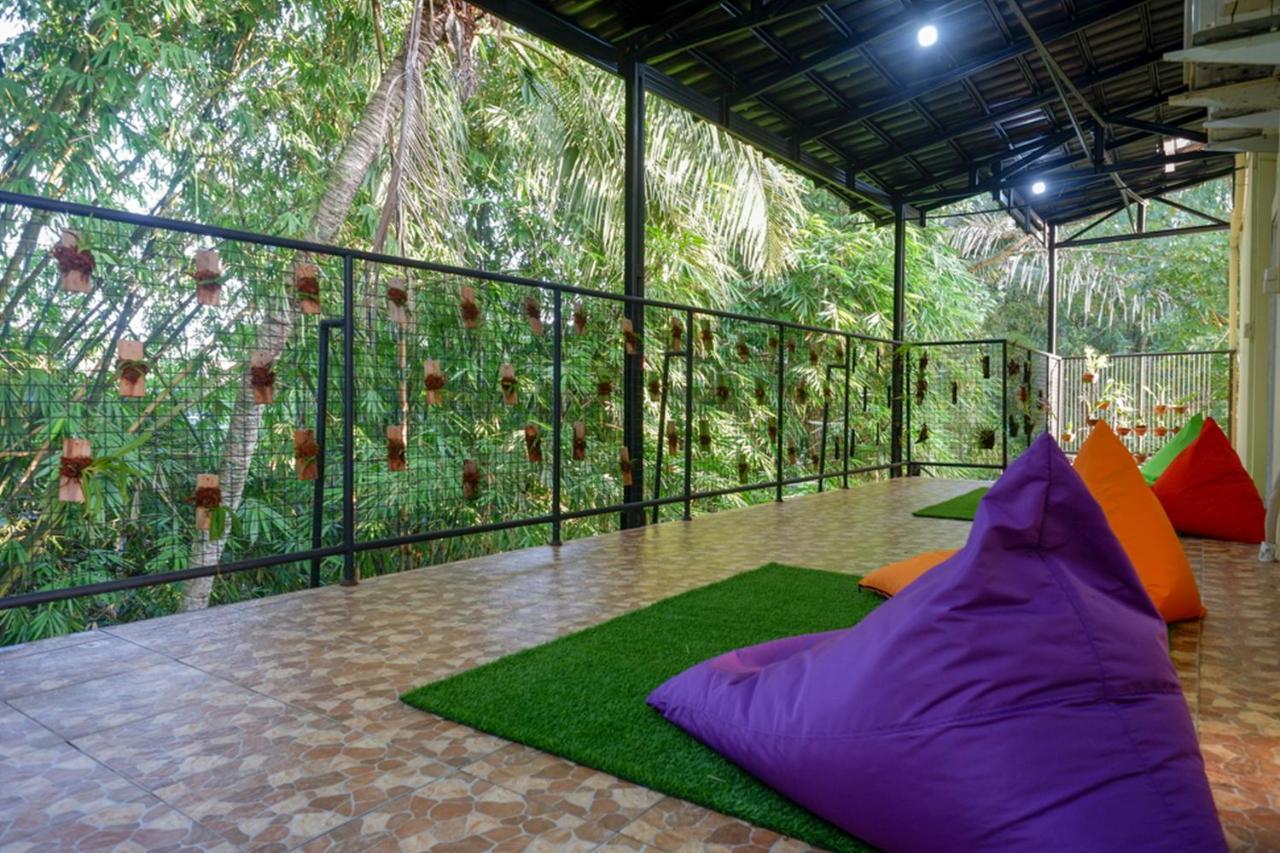 Hotel Reddoorz Syariah At Omah Sawah Balong  Esterno foto